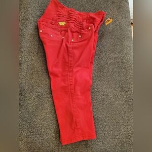Tush Push Red Vintage Denim Capri Sz 1